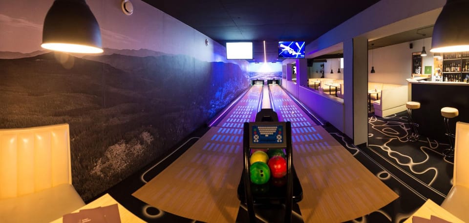Bowling