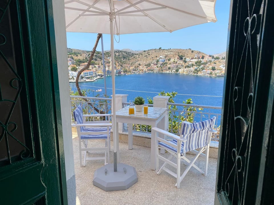 Property building, Nearby landmark, Neighbourhood, Natural landscape