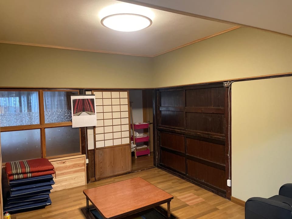 民泊高野展望台 Nature lodge in Japan