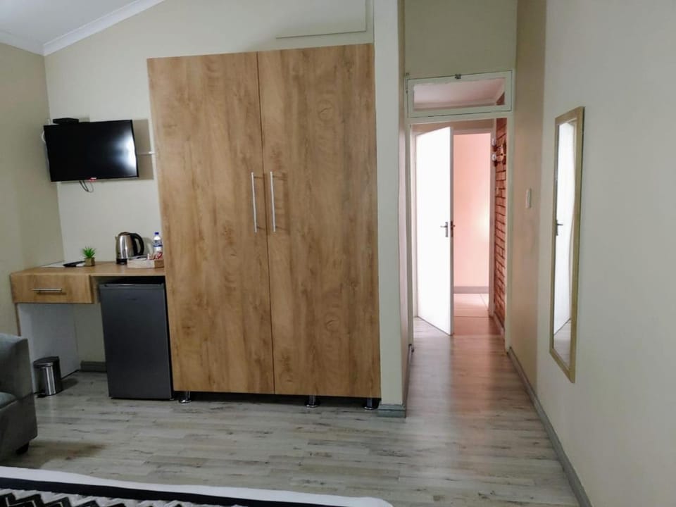 TV and multimedia, oven, wardrobe