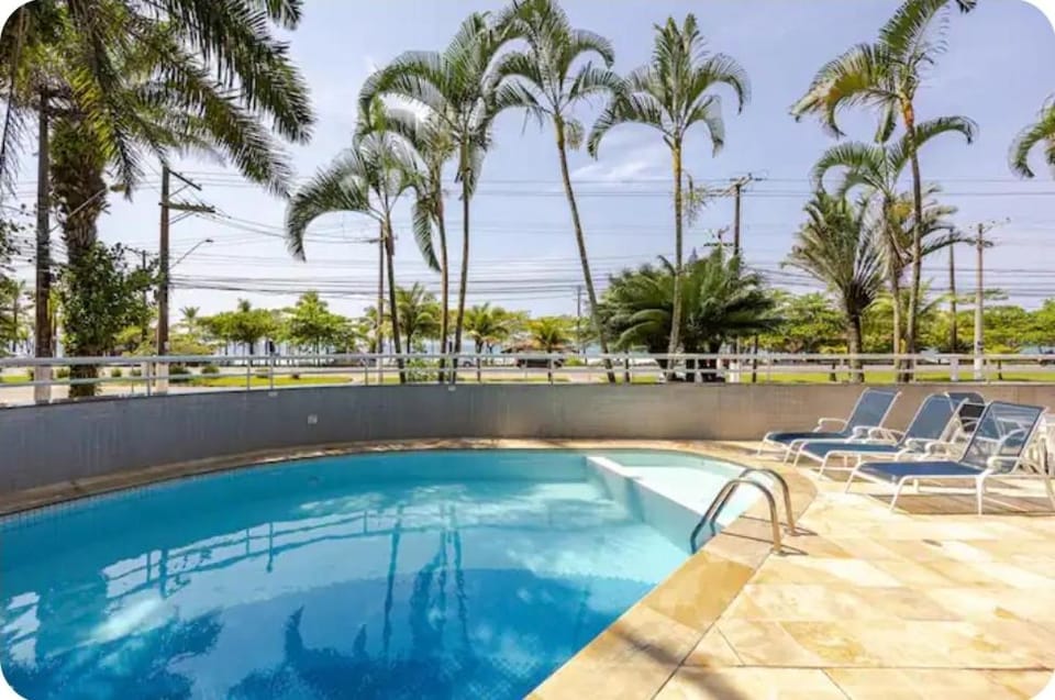 Di Monaco 3 Suites Vista Mar Area Nobre Apartment in Ubatuba