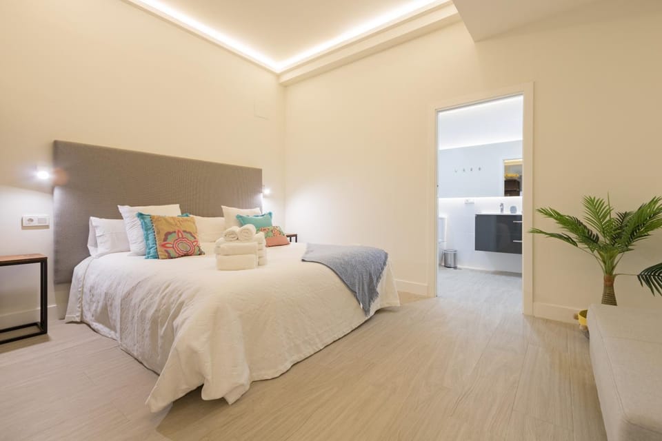 Calma Places - Almirante Hoyos Apartment in Seville