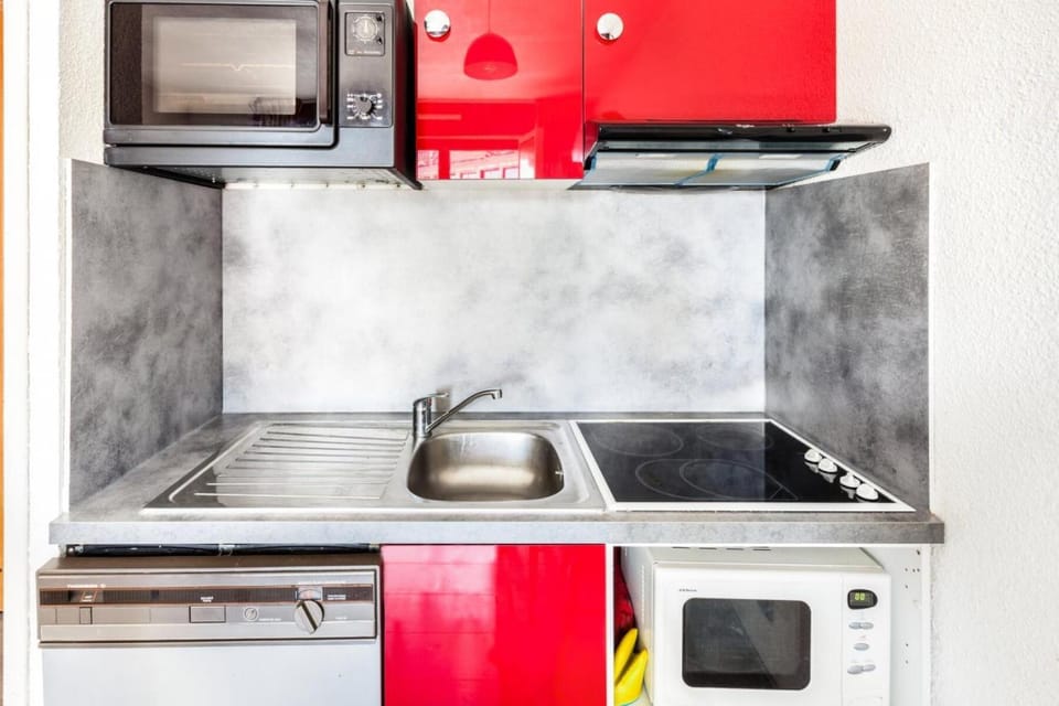 microwave, oven, kitchen
