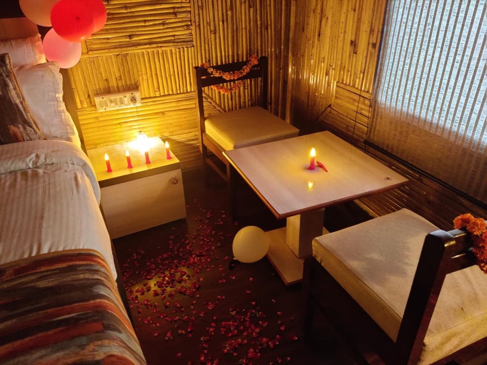 Hotel Bamboo Castle Hotel in Jaipur