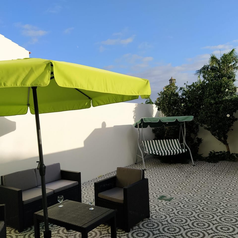 Helena's House Apartment in Ponta Delgada