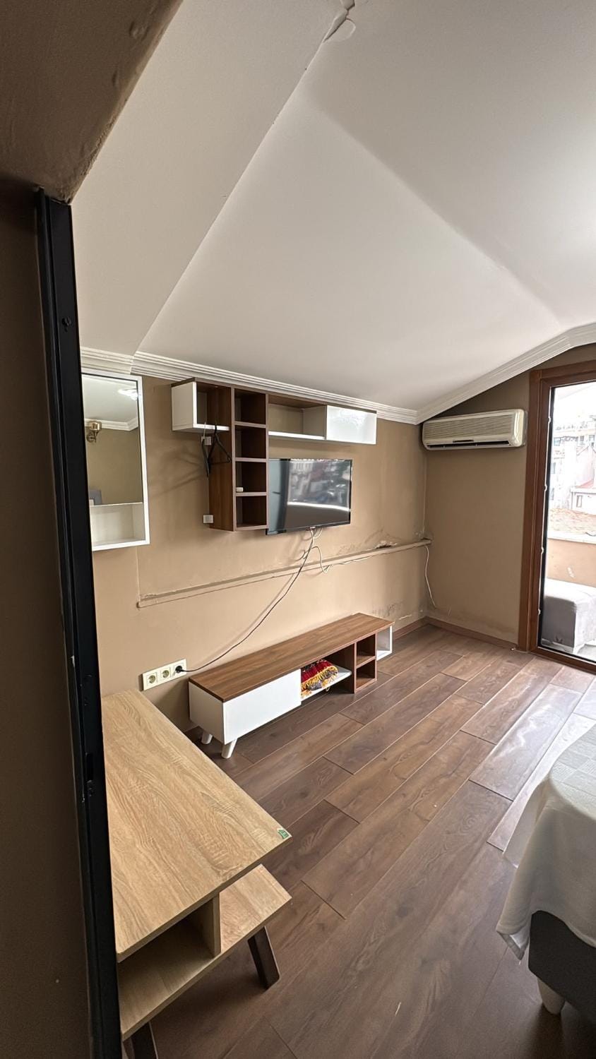 Communal lounge/ TV room, TV and multimedia, Living room, Seating area