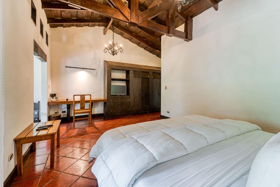 Bed, Photo of the whole room