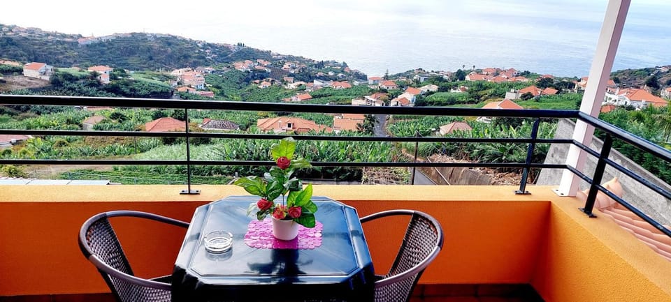 Natural landscape, View (from property/room), Balcony/Terrace