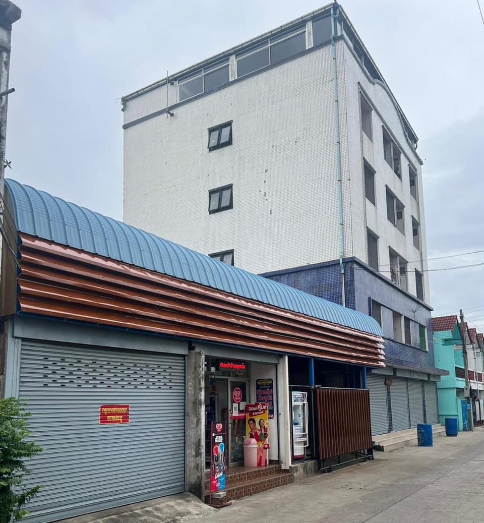 Subsopon Apartment in Laos
