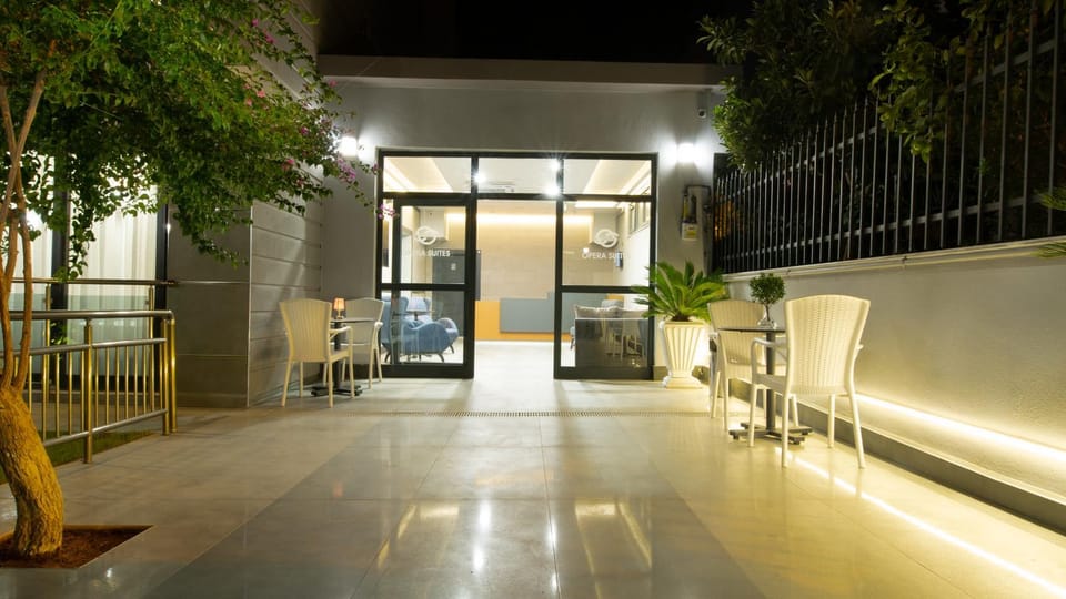 Facade/entrance, Garden