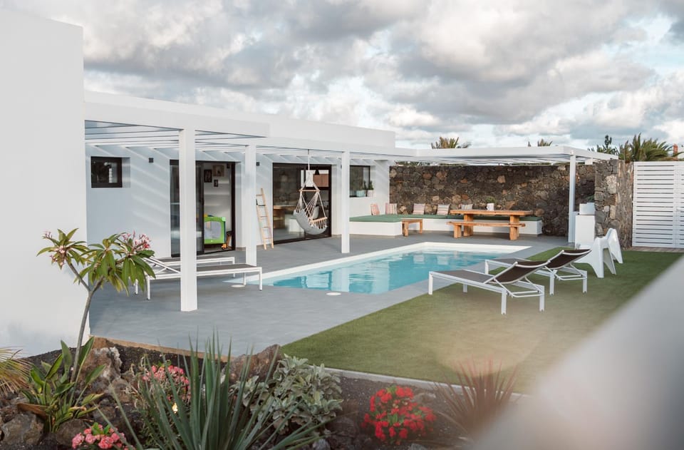 Pool view, Swimming pool, Swimming pool