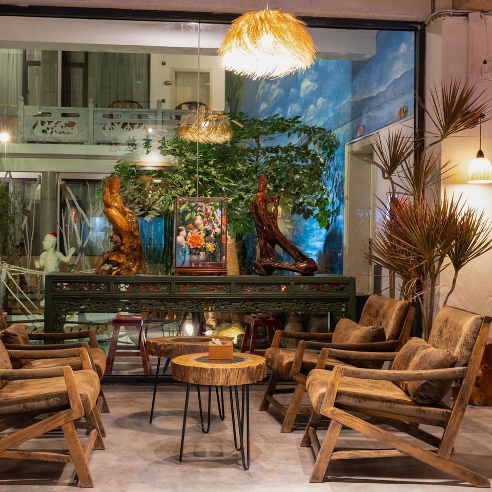 Lounge or bar