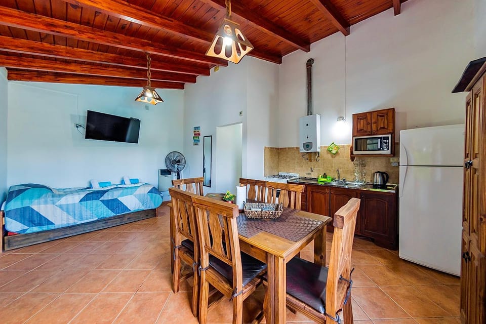 TV and multimedia, Living room, Dining area, Pool view, heating