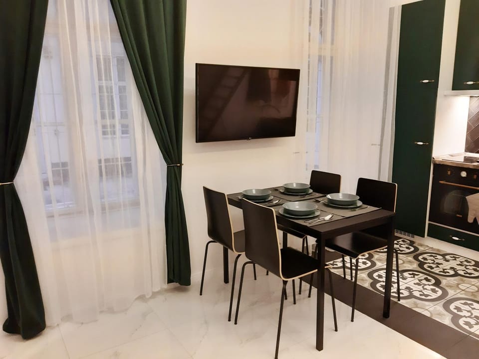 Danube Elegance Apartment Apartment in Budapest