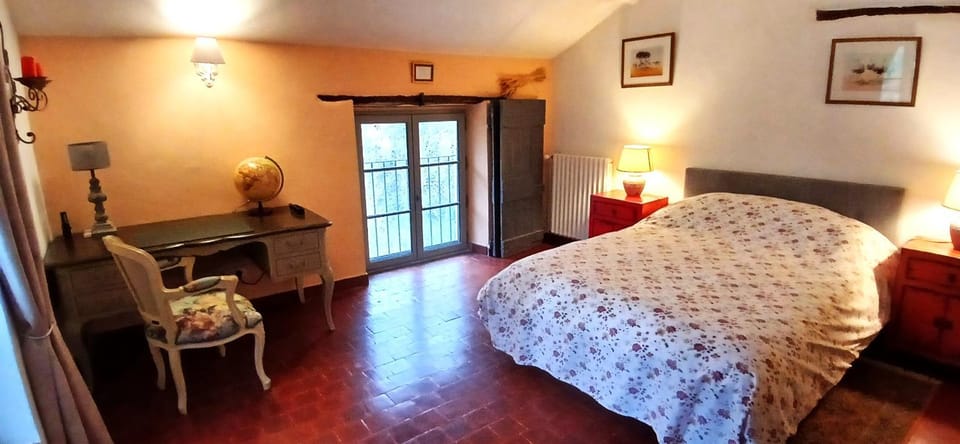 Le Ptit Cottage Bed and Breakfast in Provence-Alpes-Côte d'Azur