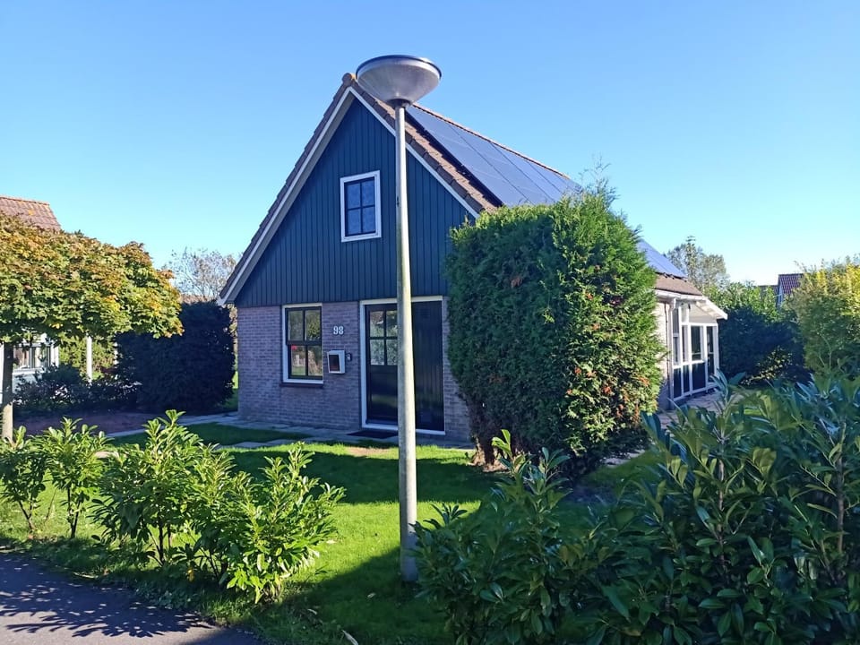 Property building, Garden