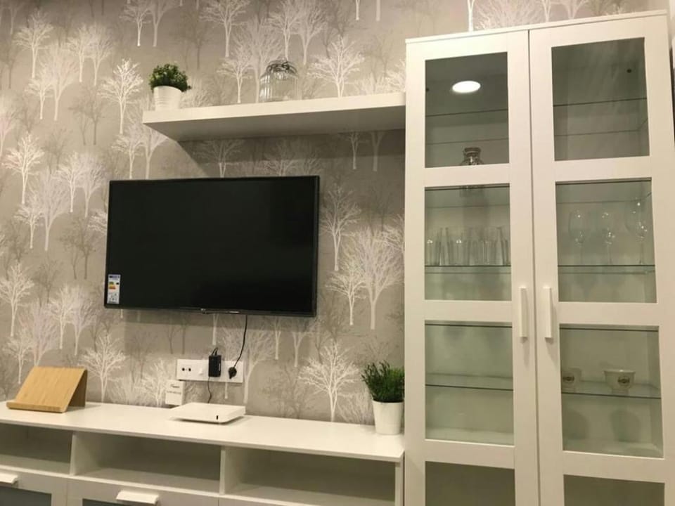 Property building, Communal lounge/ TV room, TV and multimedia