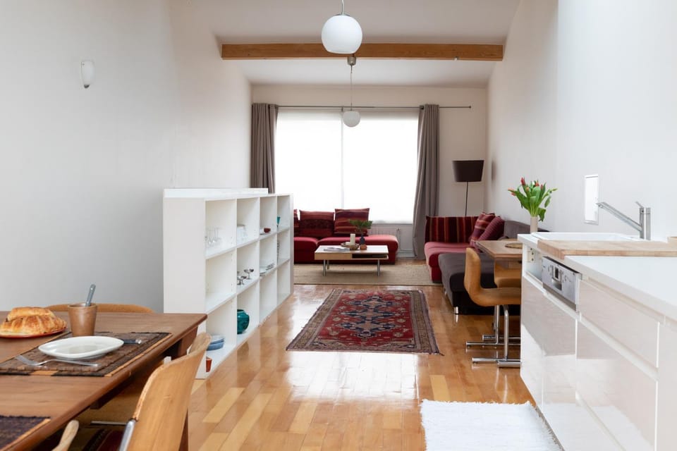 Paris-Maison-appartement-7 chambres métro Jourdain House in Paris