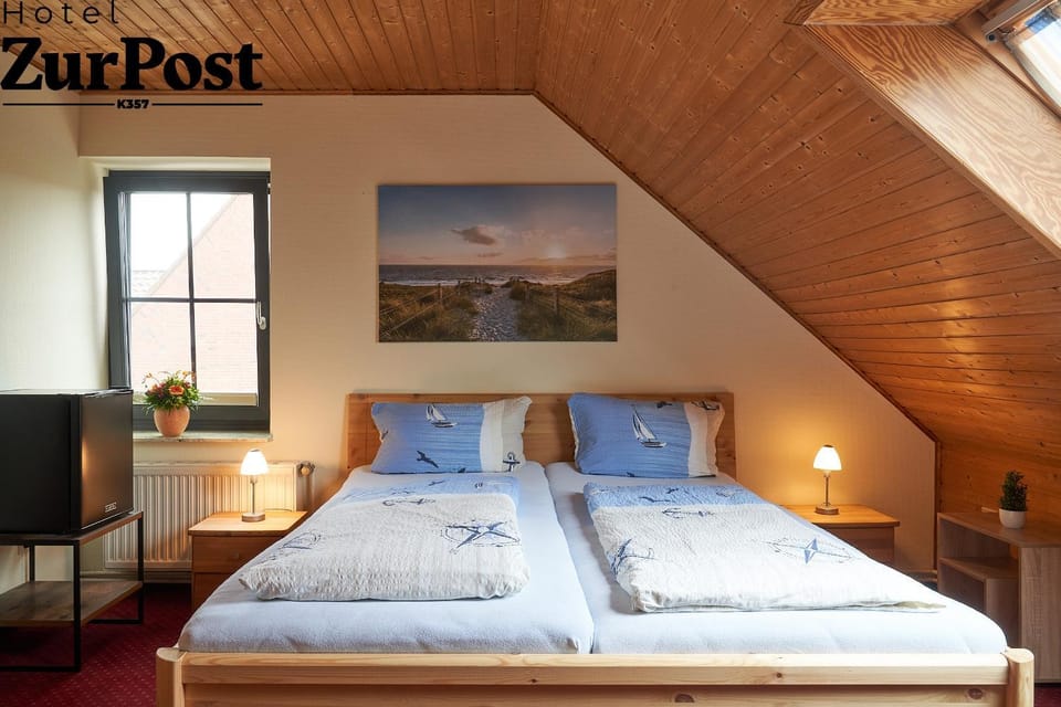 Staff, Photo of the whole room, Bedroom