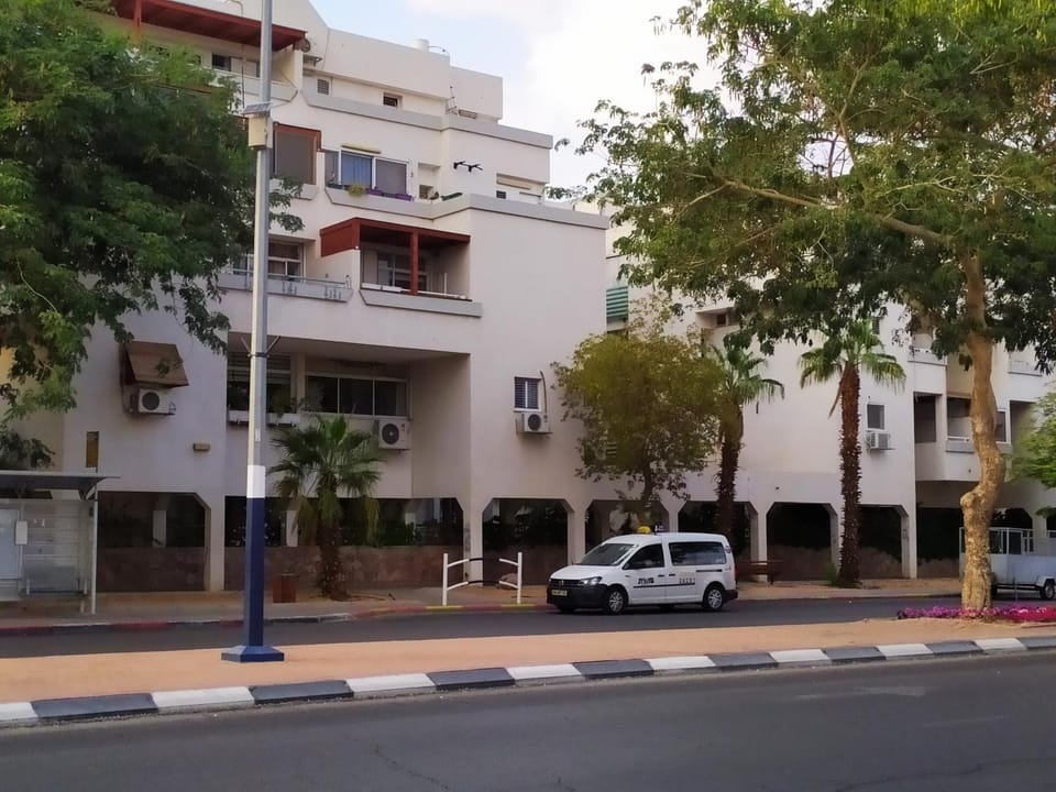 Nelly's Housing Unit Apartment in Eilat