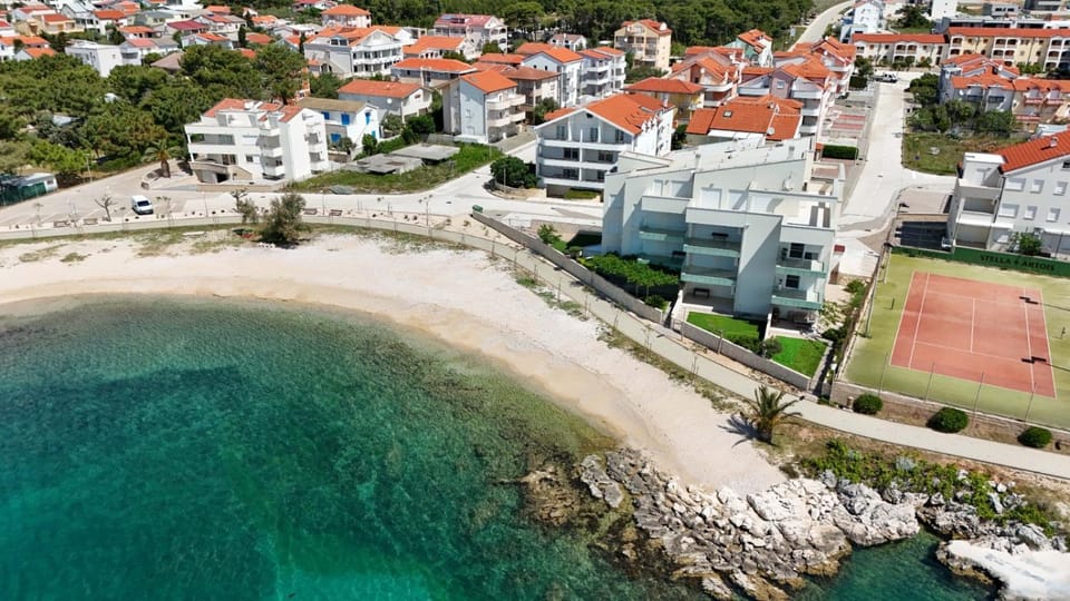 Neighbourhood, Bird's eye view, Beach, Sea view, Street view