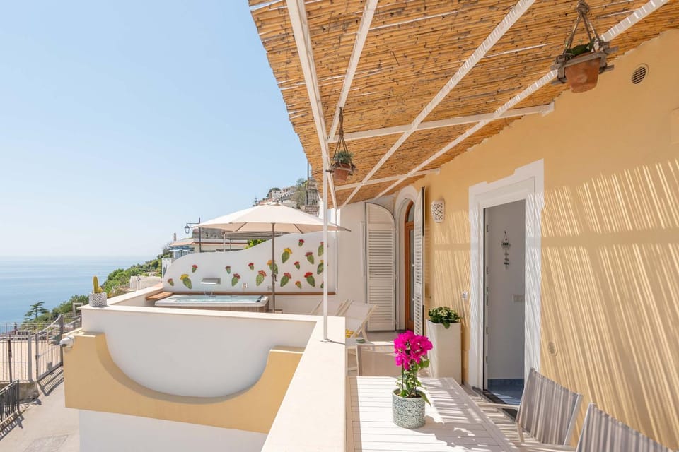 Patio, Day, Natural landscape, Hot Tub, View (from property/room), Balcony/Terrace, Sea view