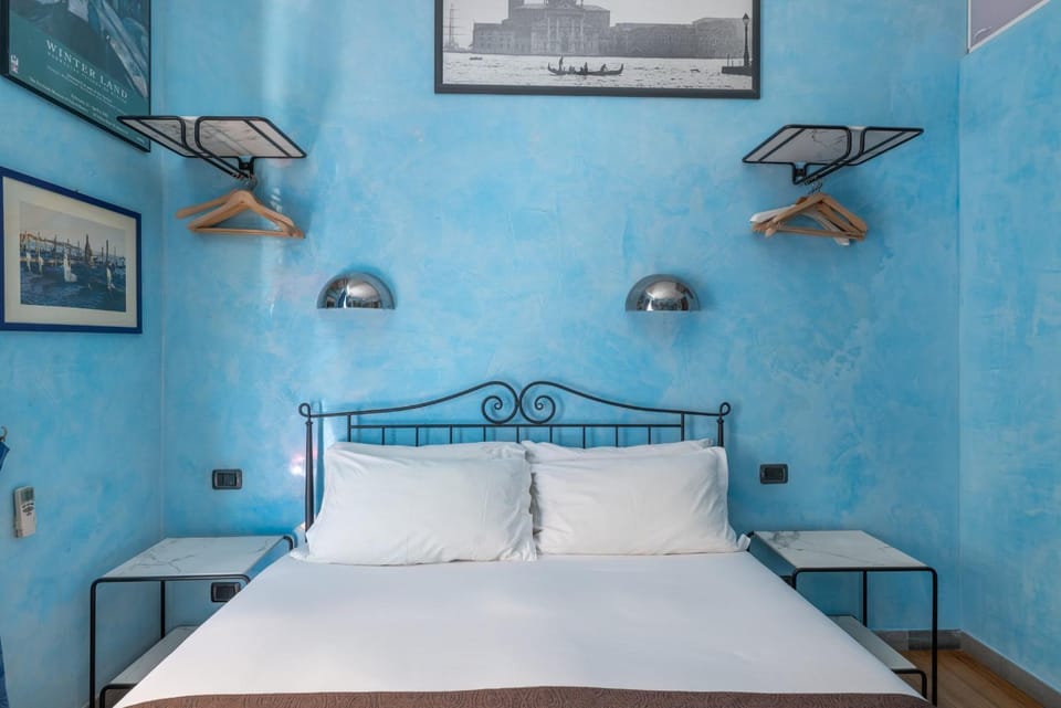 DomusAmor Colosseo Bed and Breakfast in Rome