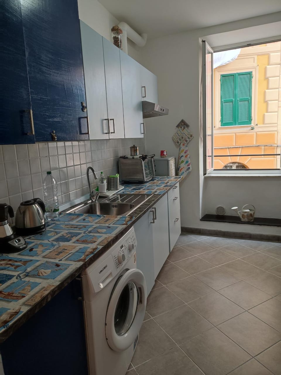 oven, washing machine