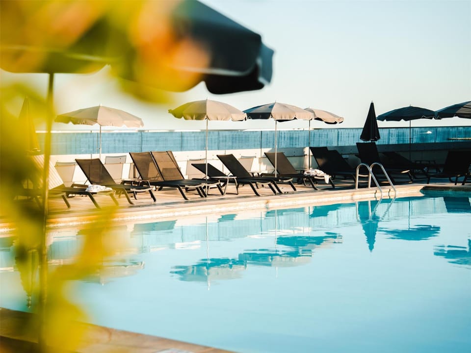 Pool view, Swimming pool