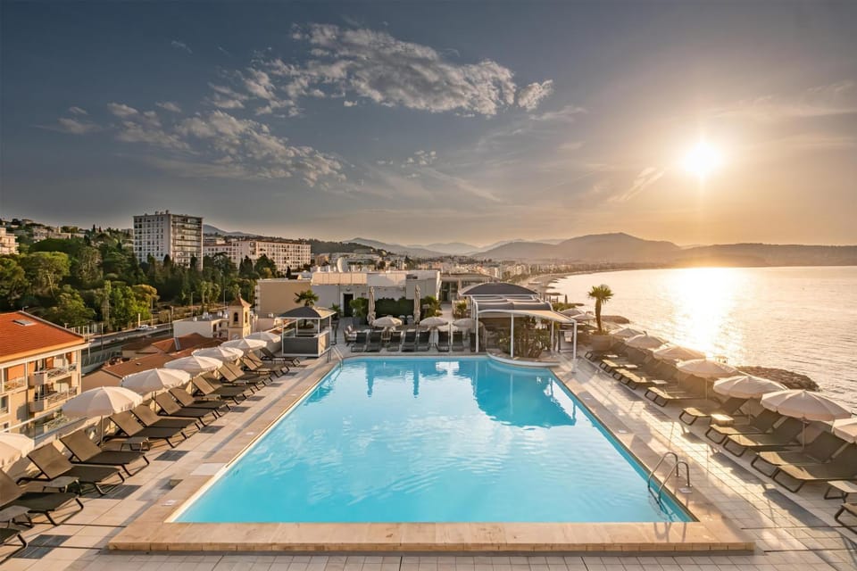 Pool view, Swimming pool