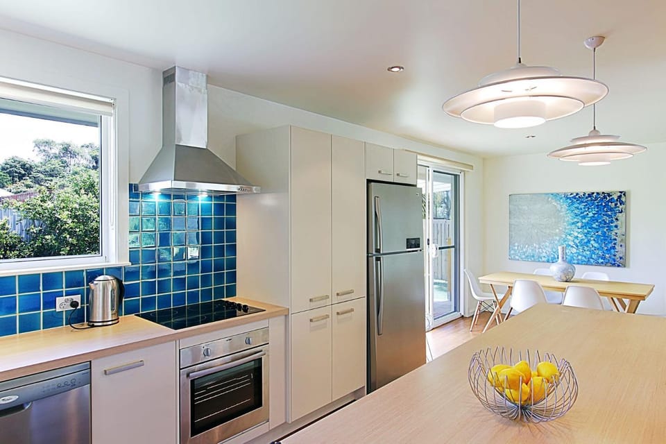 Kitchen or kitchenette, dishwasher, pet friendly, stove