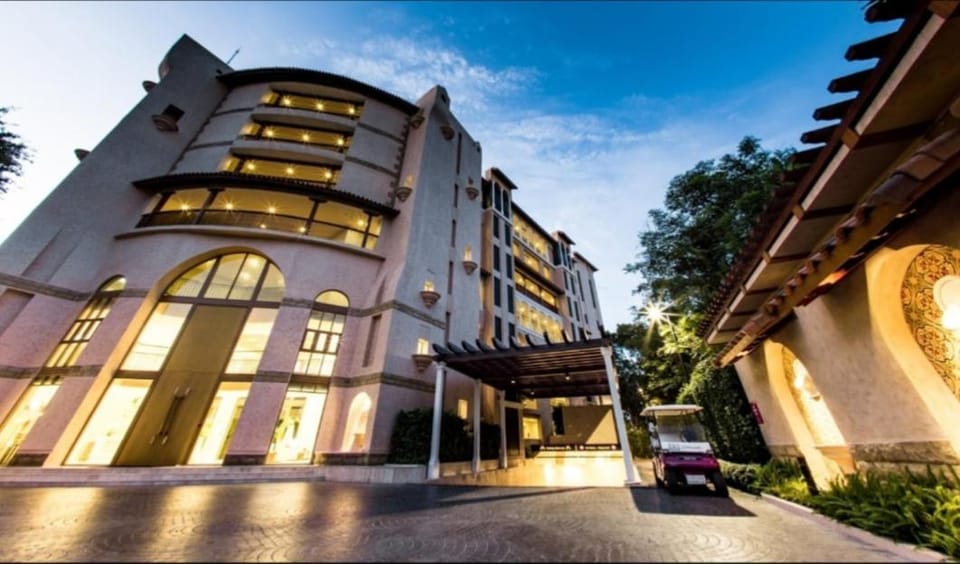 Peaceful Pool-access room - Q seaside Hua Hin Apartment in Thailand