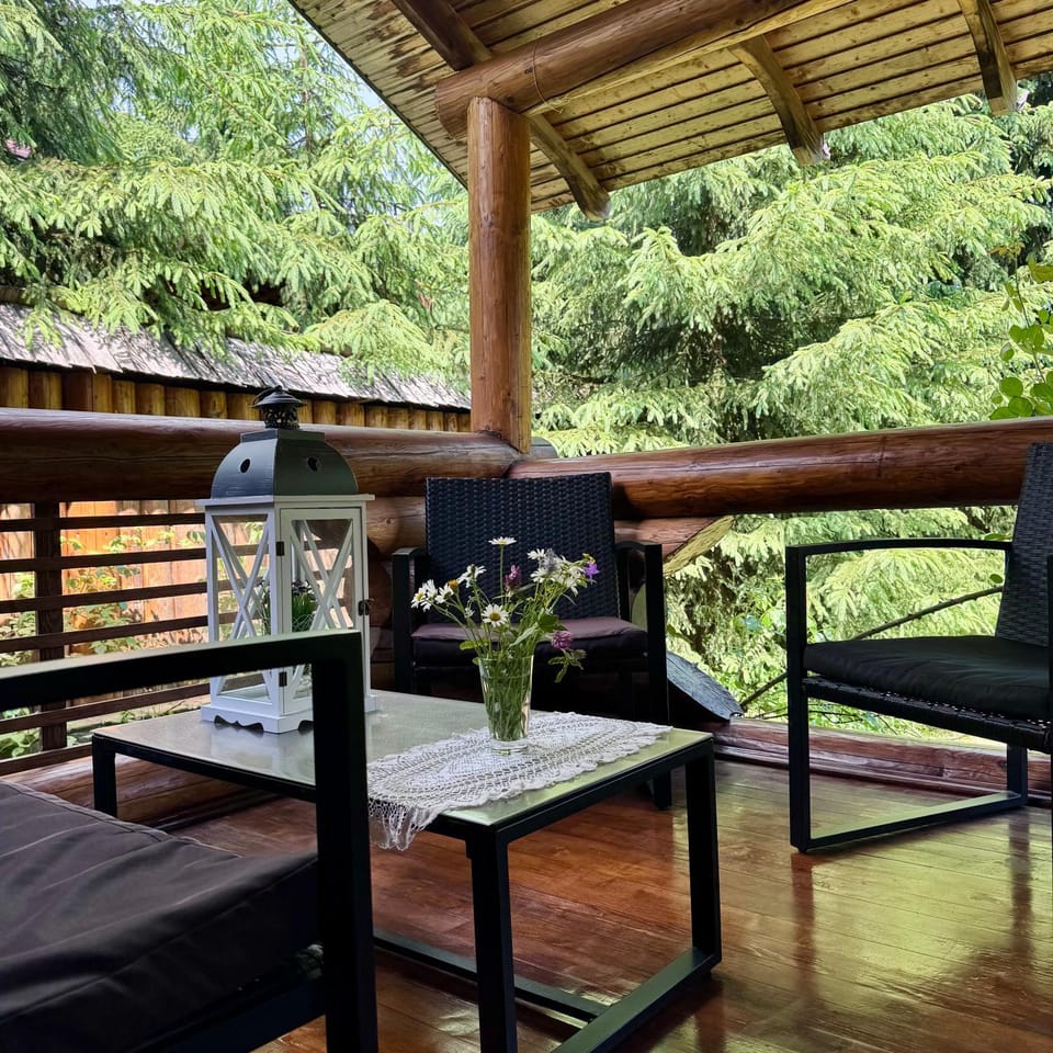 Cottage PolyaNitsa окремий котедж з каміном Nature lodge in Ukraine