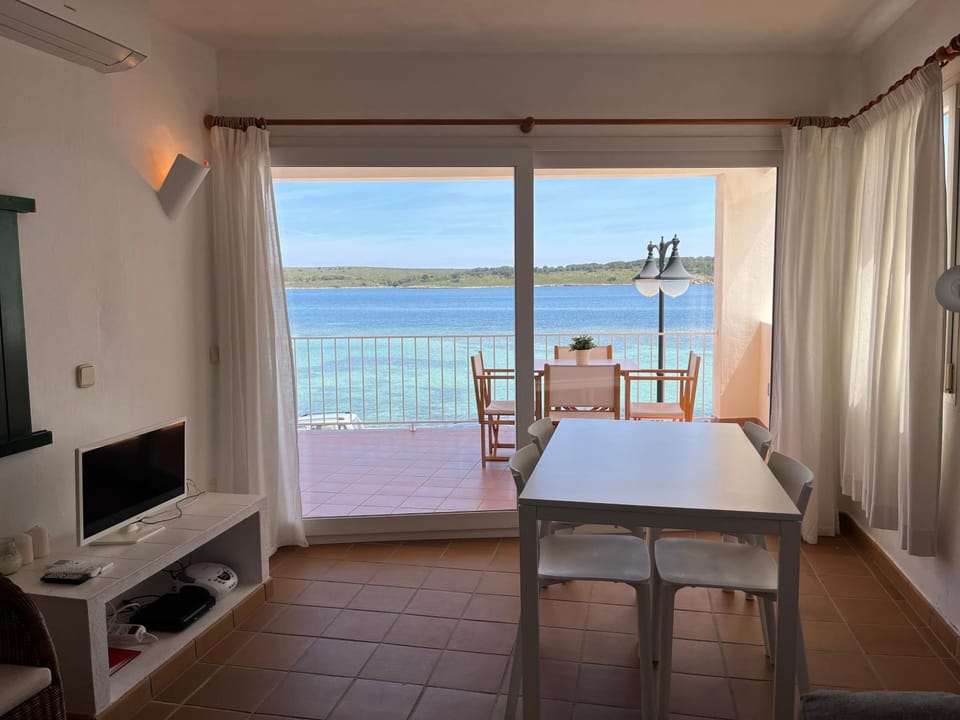 Dining area, Sea view