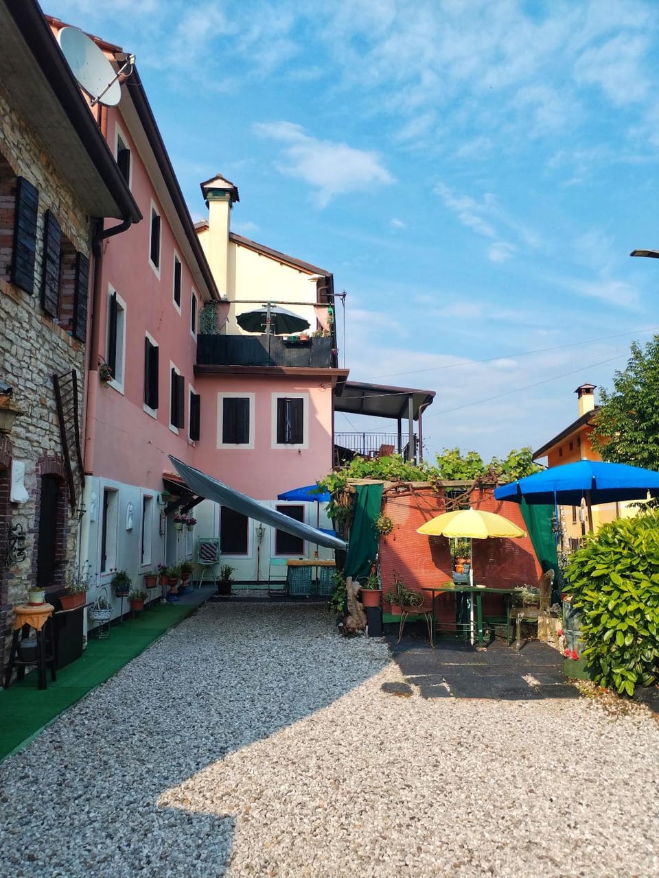 Inner courtyard view