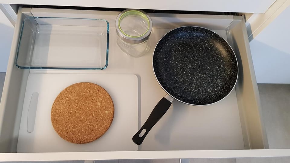 Kitchen or kitchenette, Food and drinks, Food