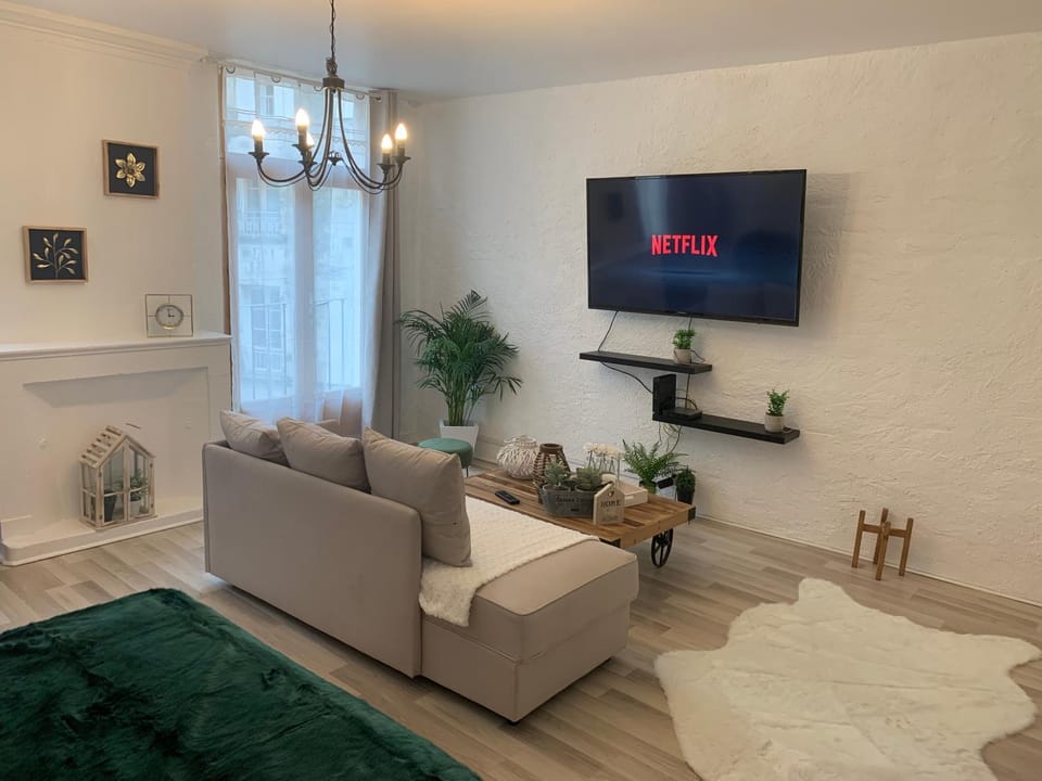 TV and multimedia, Living room