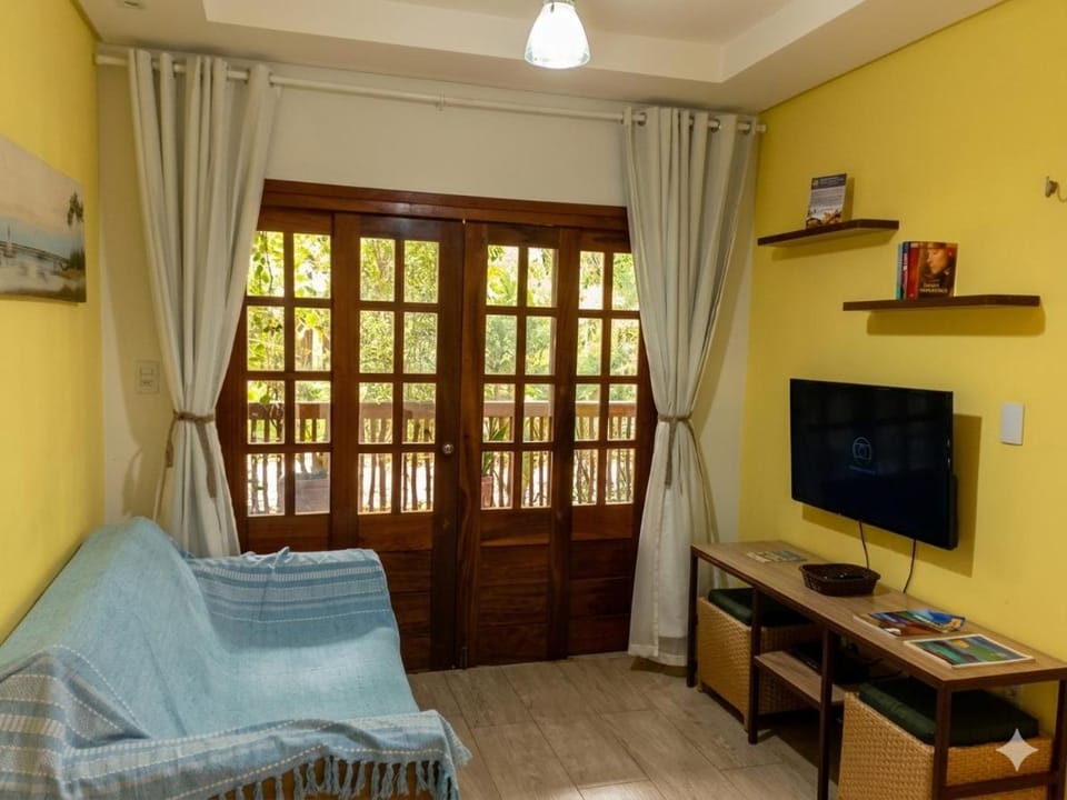 Communal lounge/ TV room, TV and multimedia, Living room, Seating area