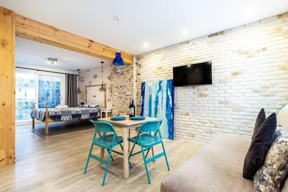 Chic y renovado loft en la playa Apartment in Valencia