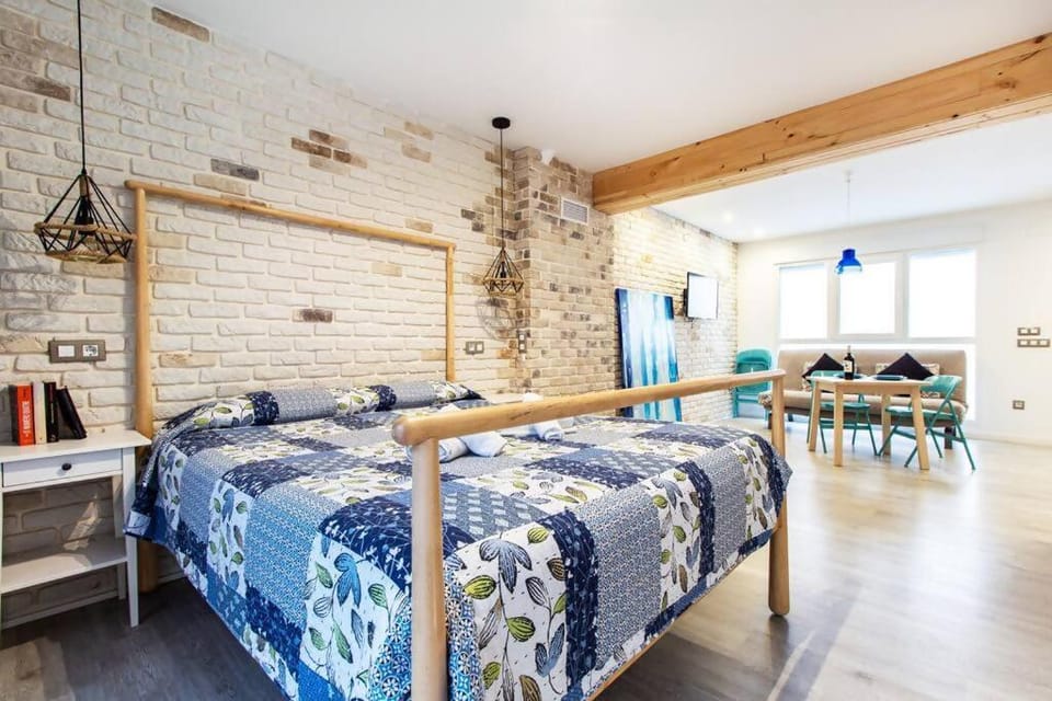 Chic y renovado loft en la playa Apartment in Valencia