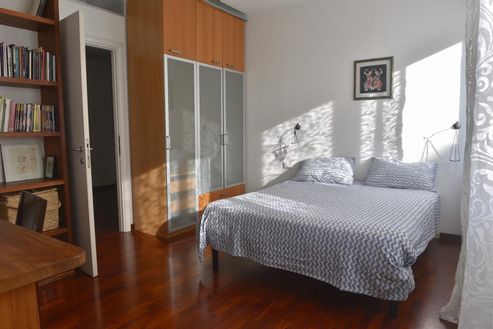 Bedroom, furniture