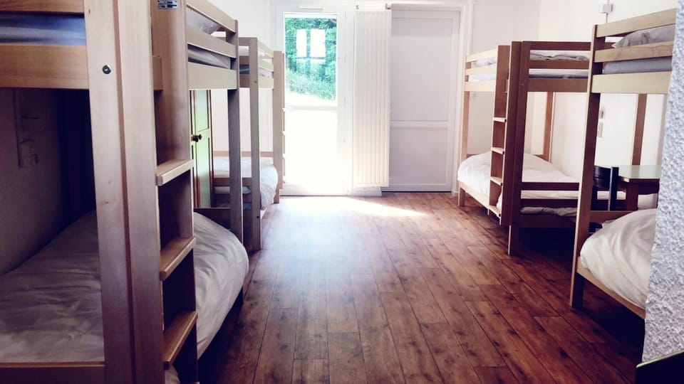 Photo of the whole room, bunk bed