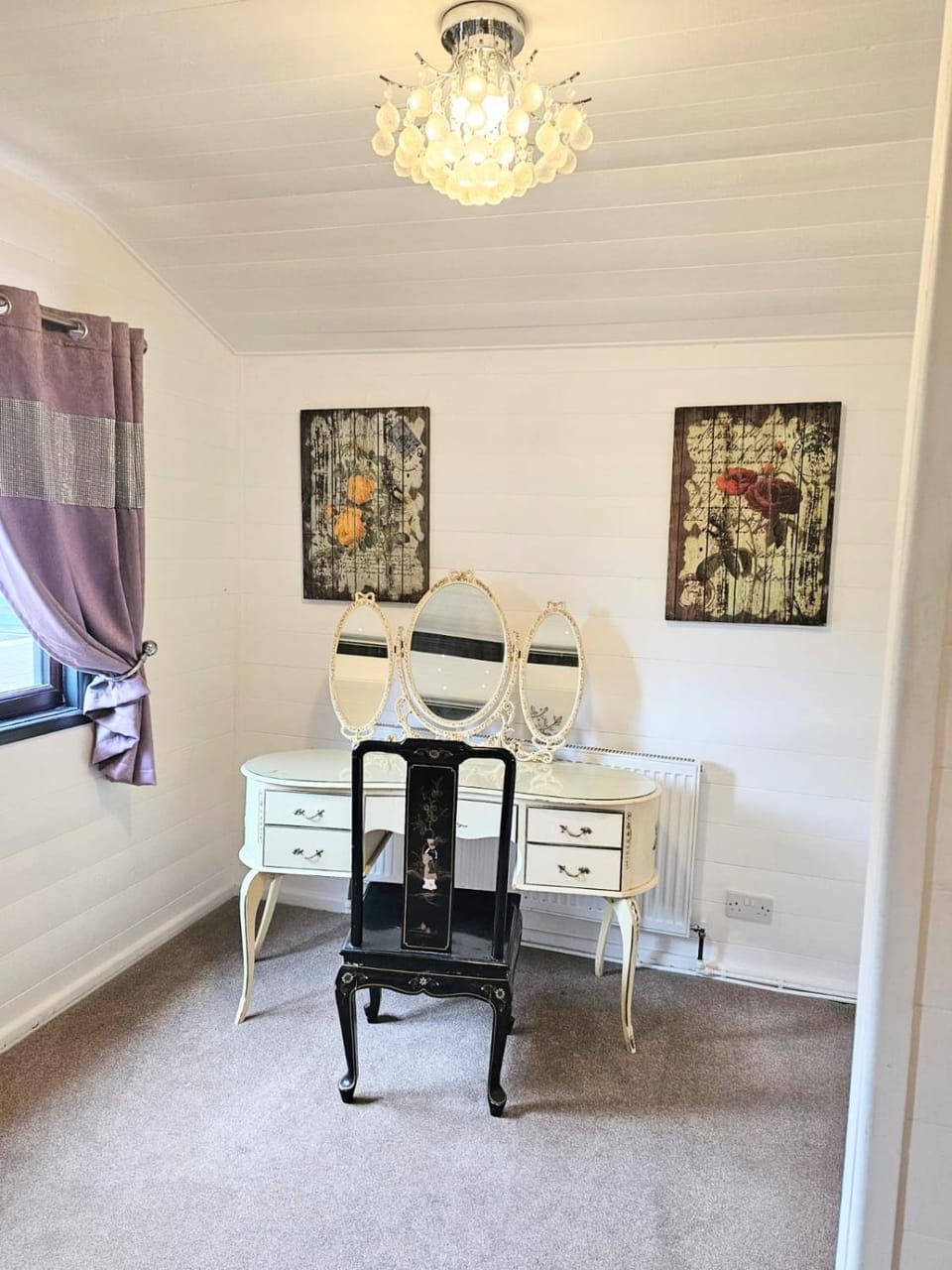 Bedroom, hair dresser