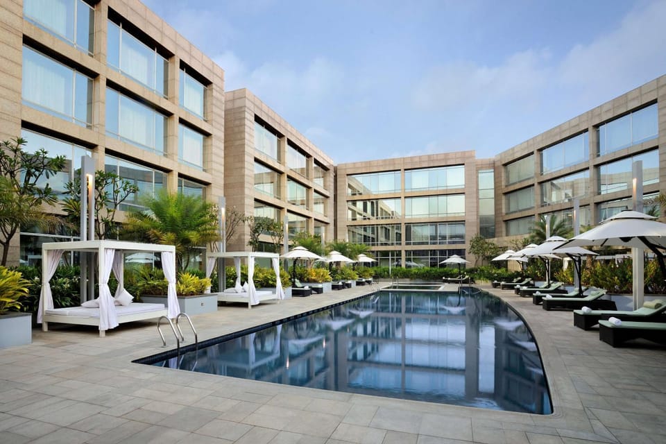 Pool view, Swimming pool