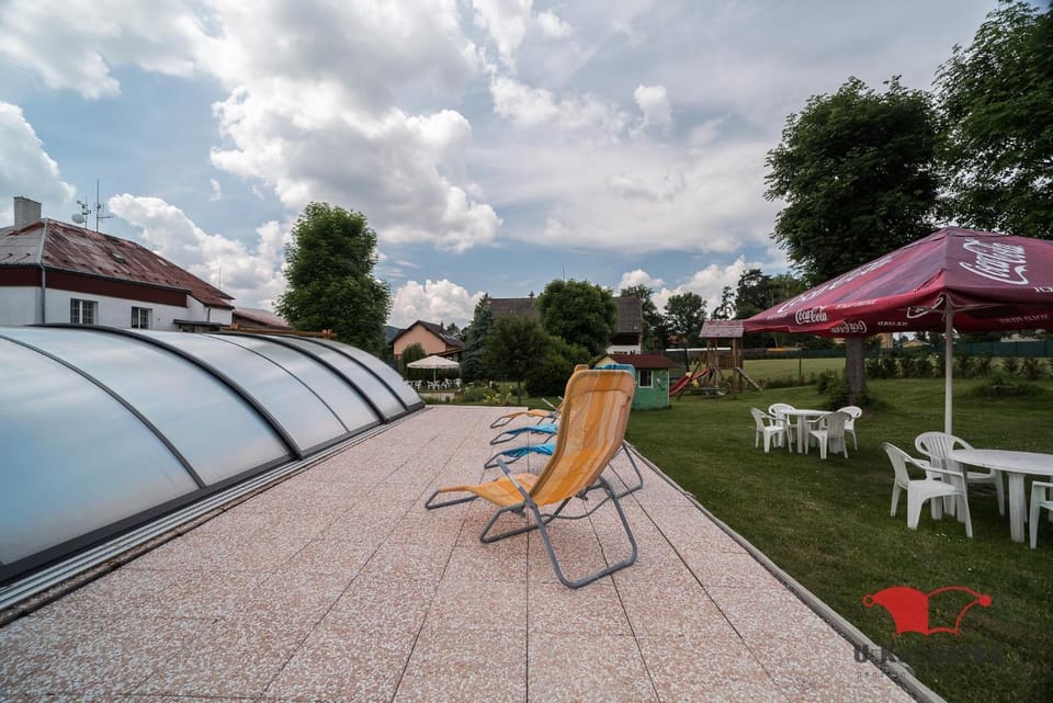 Garden, Beach, Swimming pool
