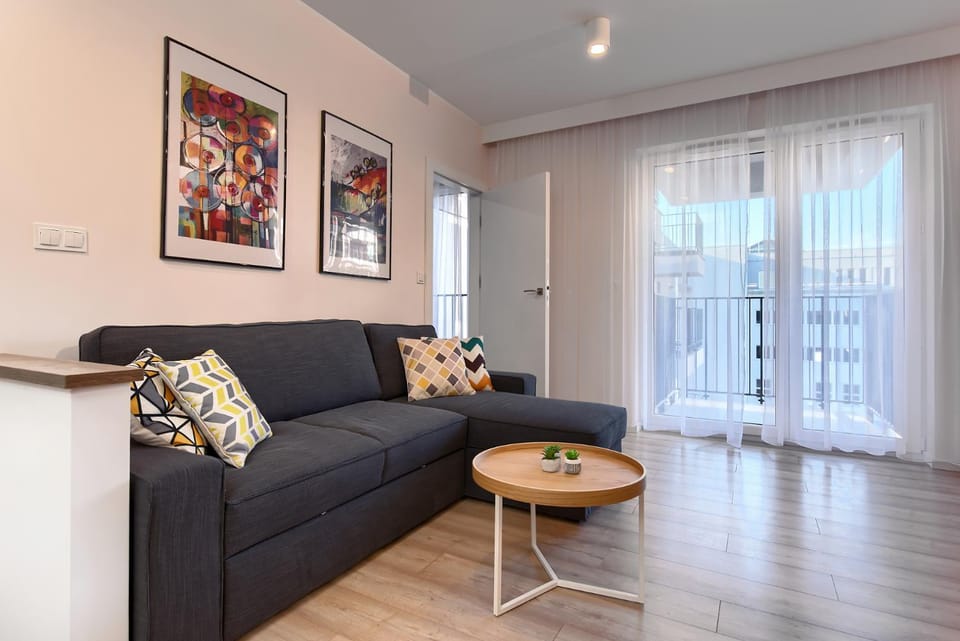 City Centre Modern Apartment Poznań Free Parking Apartment in Poznan