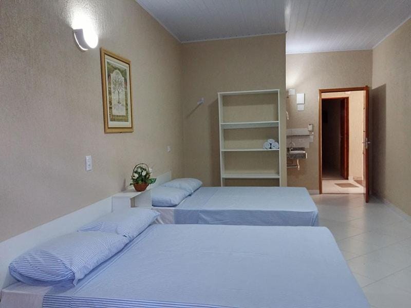 Bed, TV and multimedia, Photo of the whole room, Bedroom, air conditioner