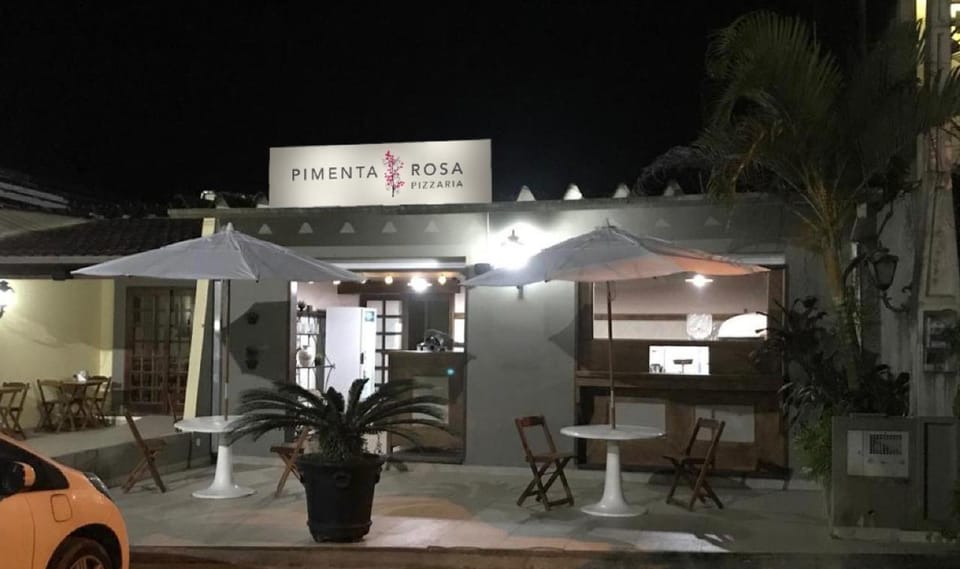 Restaurant/places to eat, Seating area