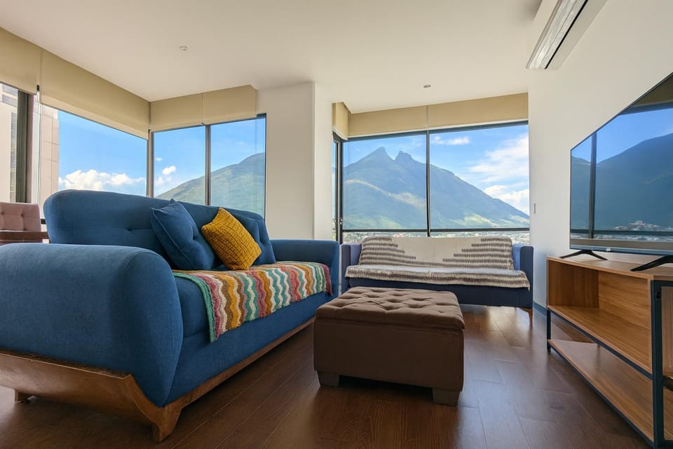 Moderno Ubicacion Vistas Seguridad y Estilo Apartment in Monterrey