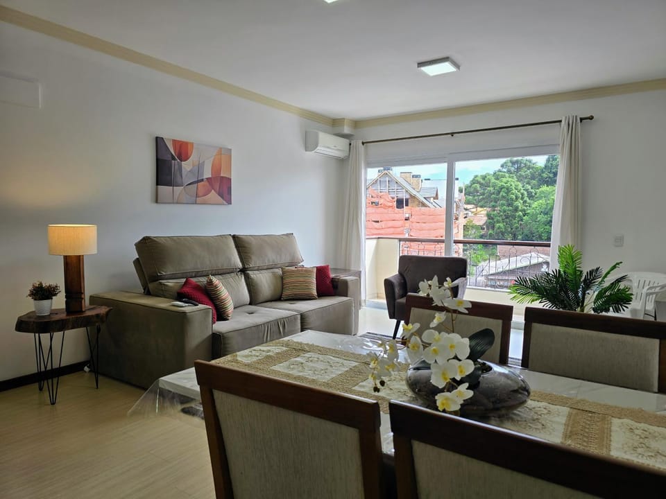 Living room, Decorative detail, Seating area